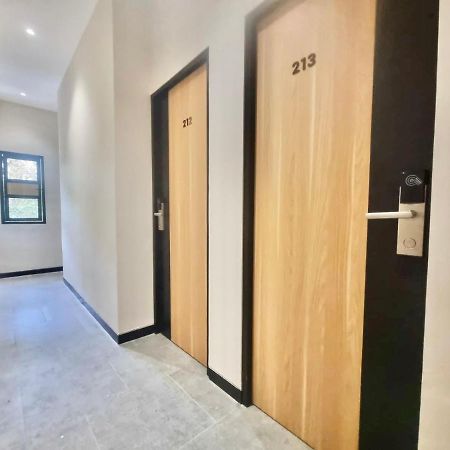 Pringgondani Guesthouse Pandanaran Hills Semarang Bagian luar foto